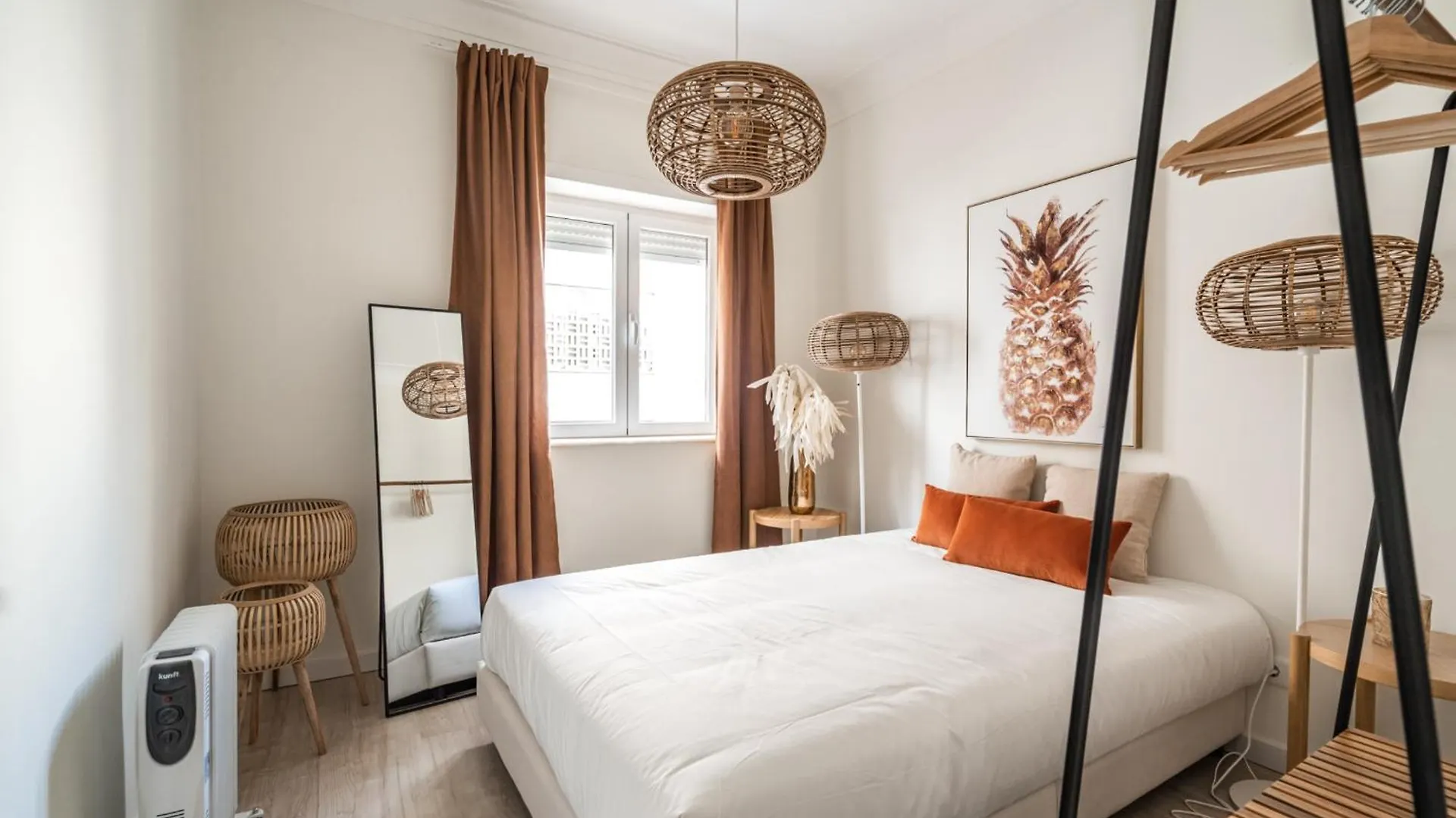 Akicity Graca Bliss Lisbon 0*,